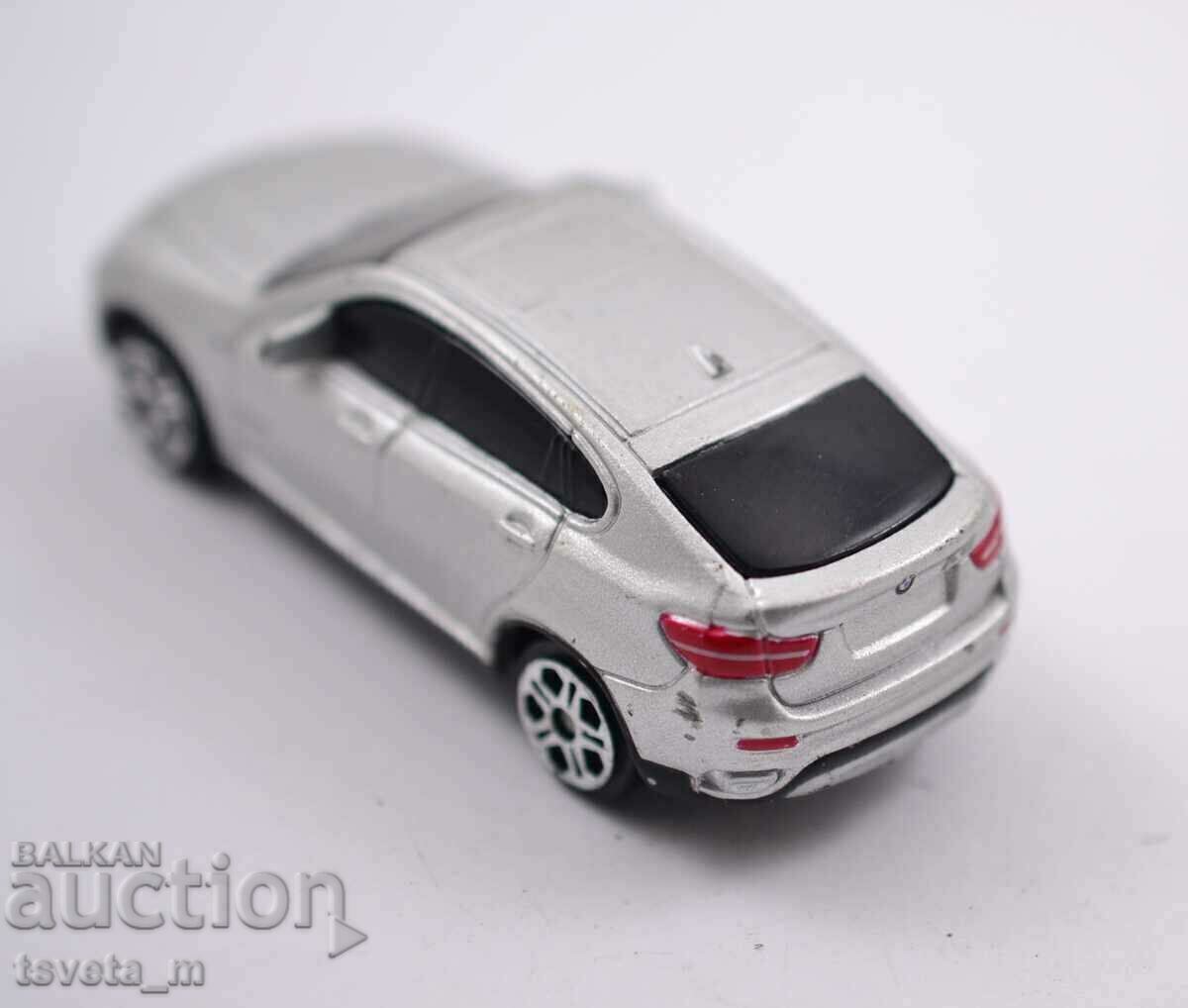 Licitație MAISTO BMW X 6 masina metalica