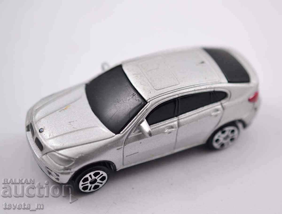 MAISTO BMW X 6 masina metalica
