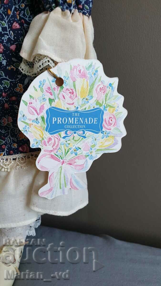 Auction Vintage The Promenade Collection Beatrice Porcelain Doll Auction Vintage The Promenade Collection Beatrice Porcelain Doll