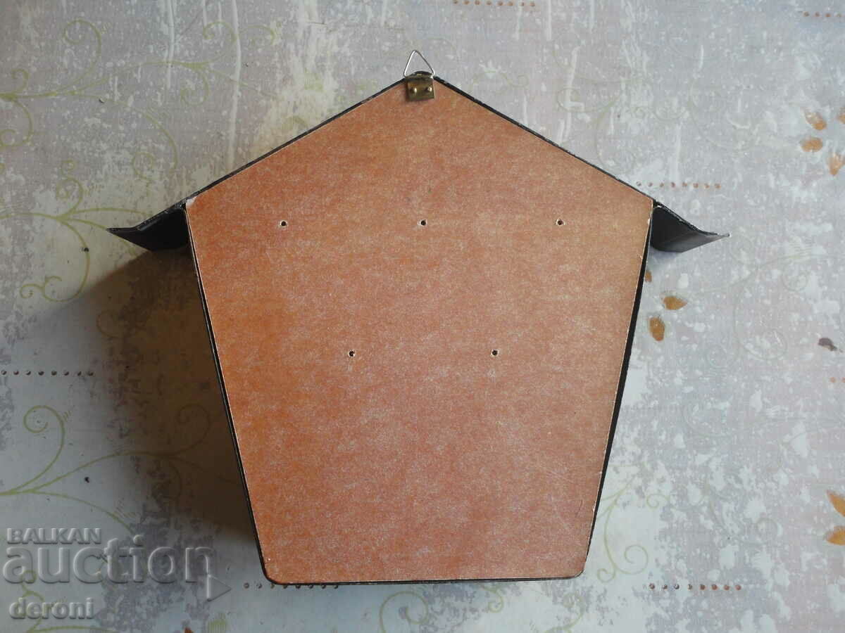 Delivery of Great key holder Delivery of Great key holder