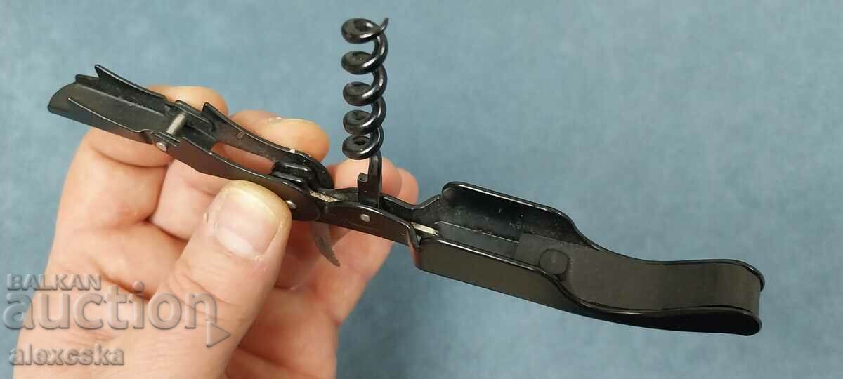 Delivery of Bar opener Delivery of Bar opener