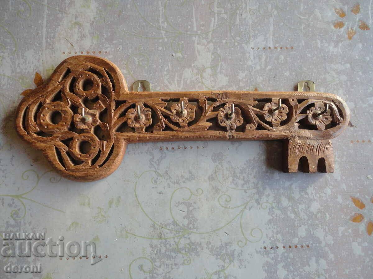 Δημοπρασία Μοναδική ανοιχτή ξυλογλυπτική κλειδοθήκη Δημοπρασία Μοναδική ανοιχτή ξυλογλυπτική κλειδοθήκη