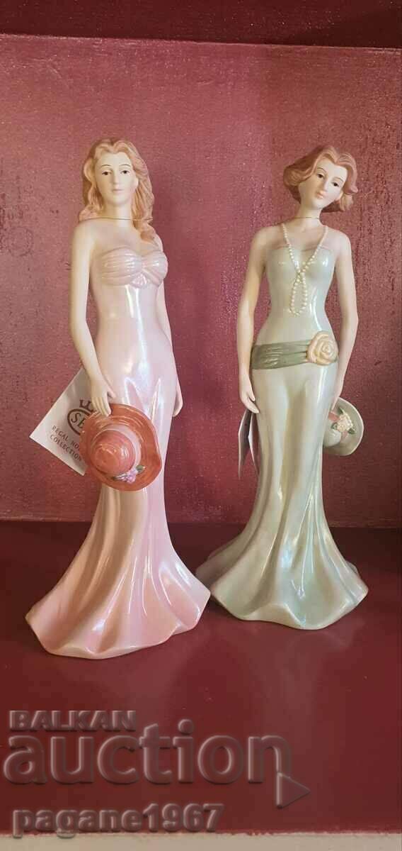 Όμορφες κυρίες στο REGAL