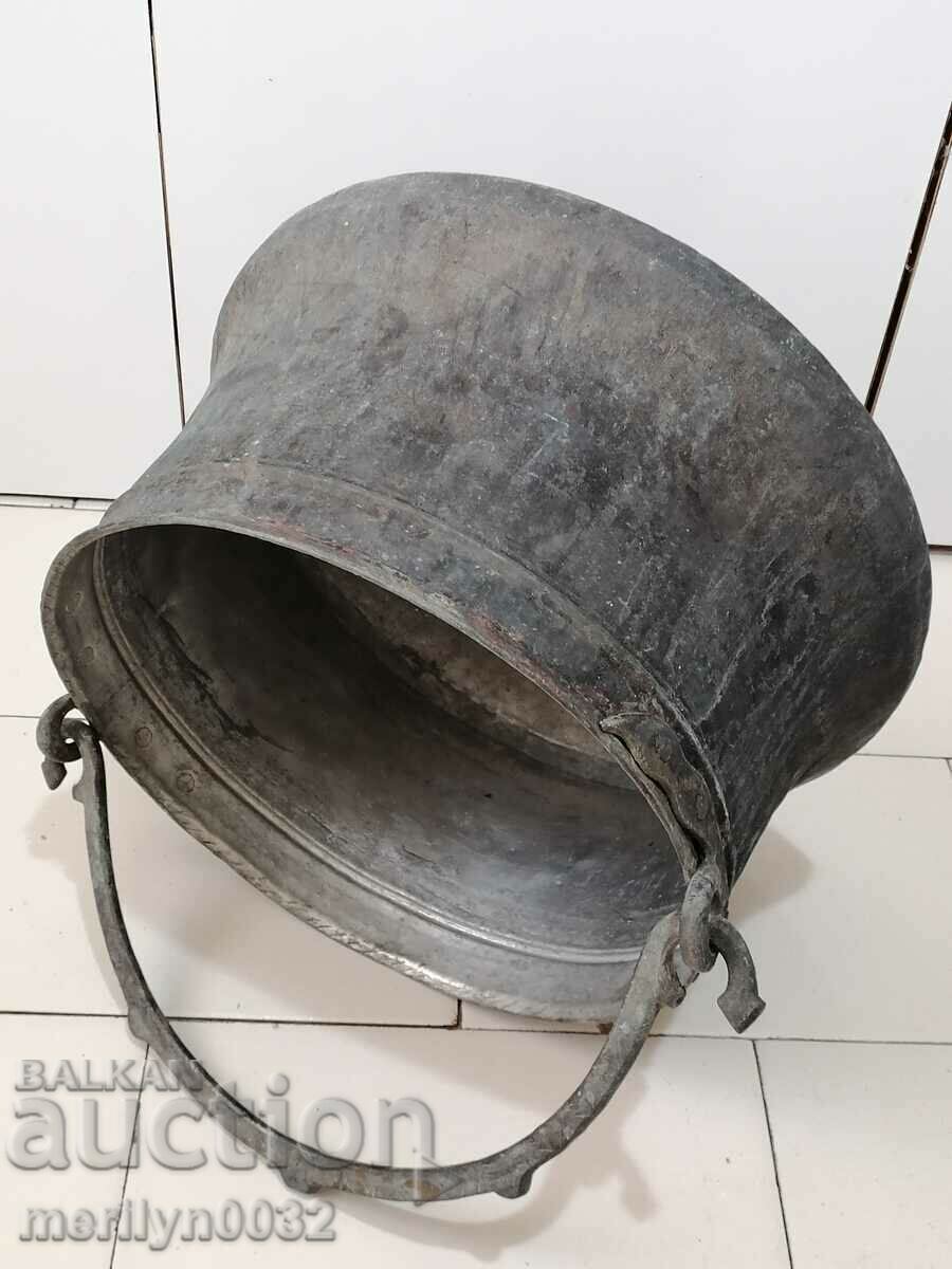 Old harania, copper vessel, large cauldron, copper, dustpan with price 179.00 BGN | € 91.52
