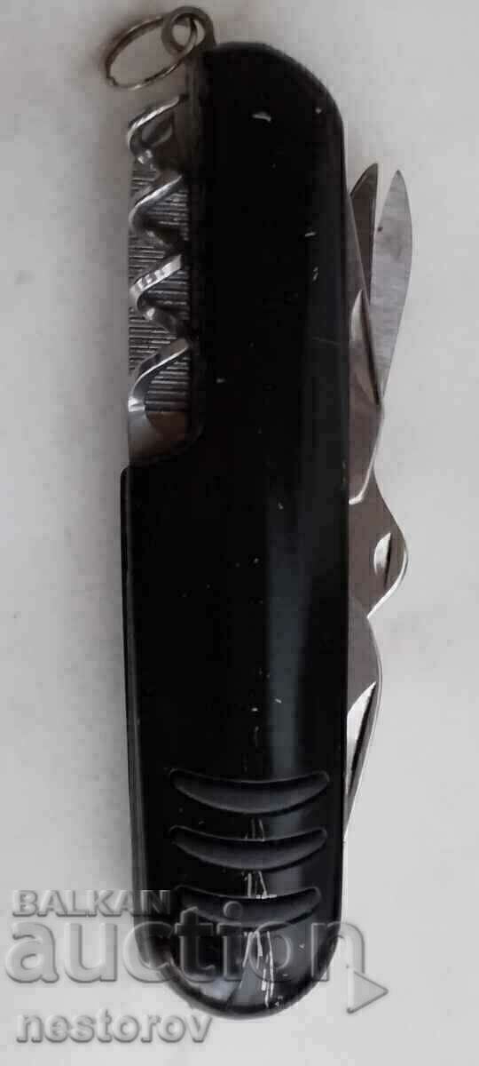 A POCKET KNIFE with price 10.00 BGN | € 5.11