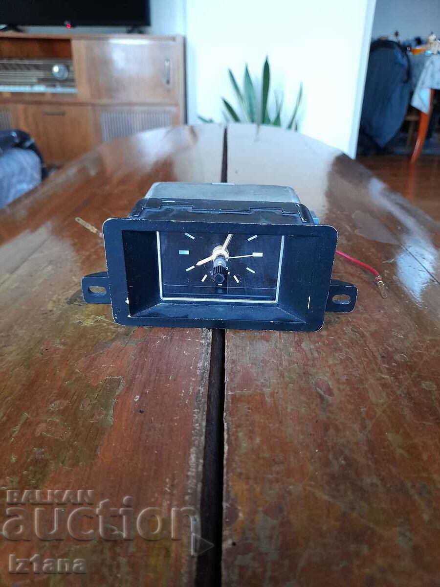 Стар Автомобилен часовник VDO Quartz
