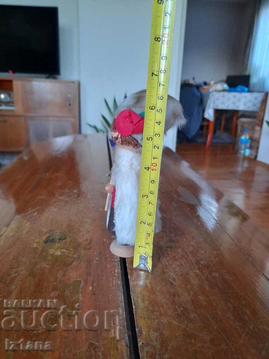 Delivery of Folk figurine, doll Delivery of Folk figurine, doll