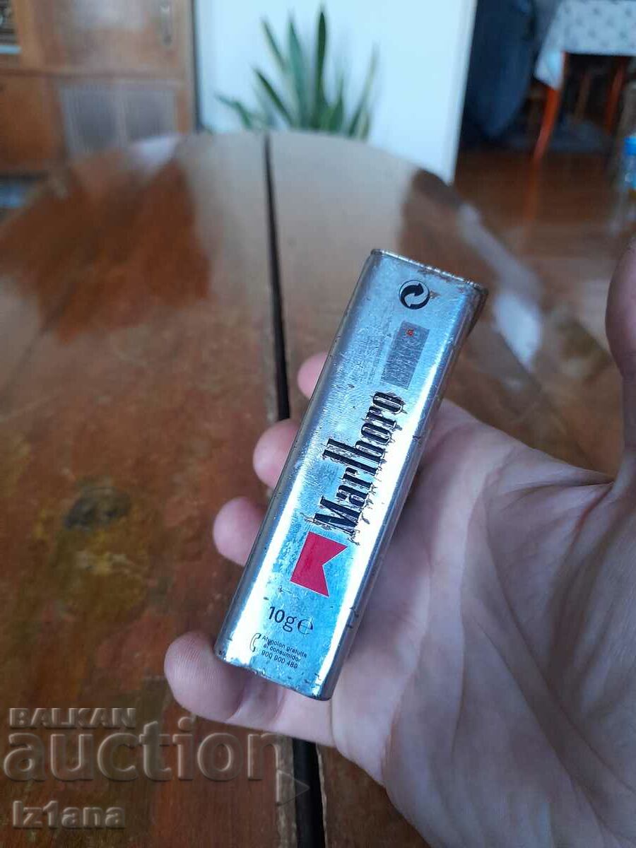 Old tobacco box, Marlboro snuffbox with price 20.00 BGN | € 10.23 Old tobacco box, Marlboro snuffbox with price 20.00 BGN | € 10.23