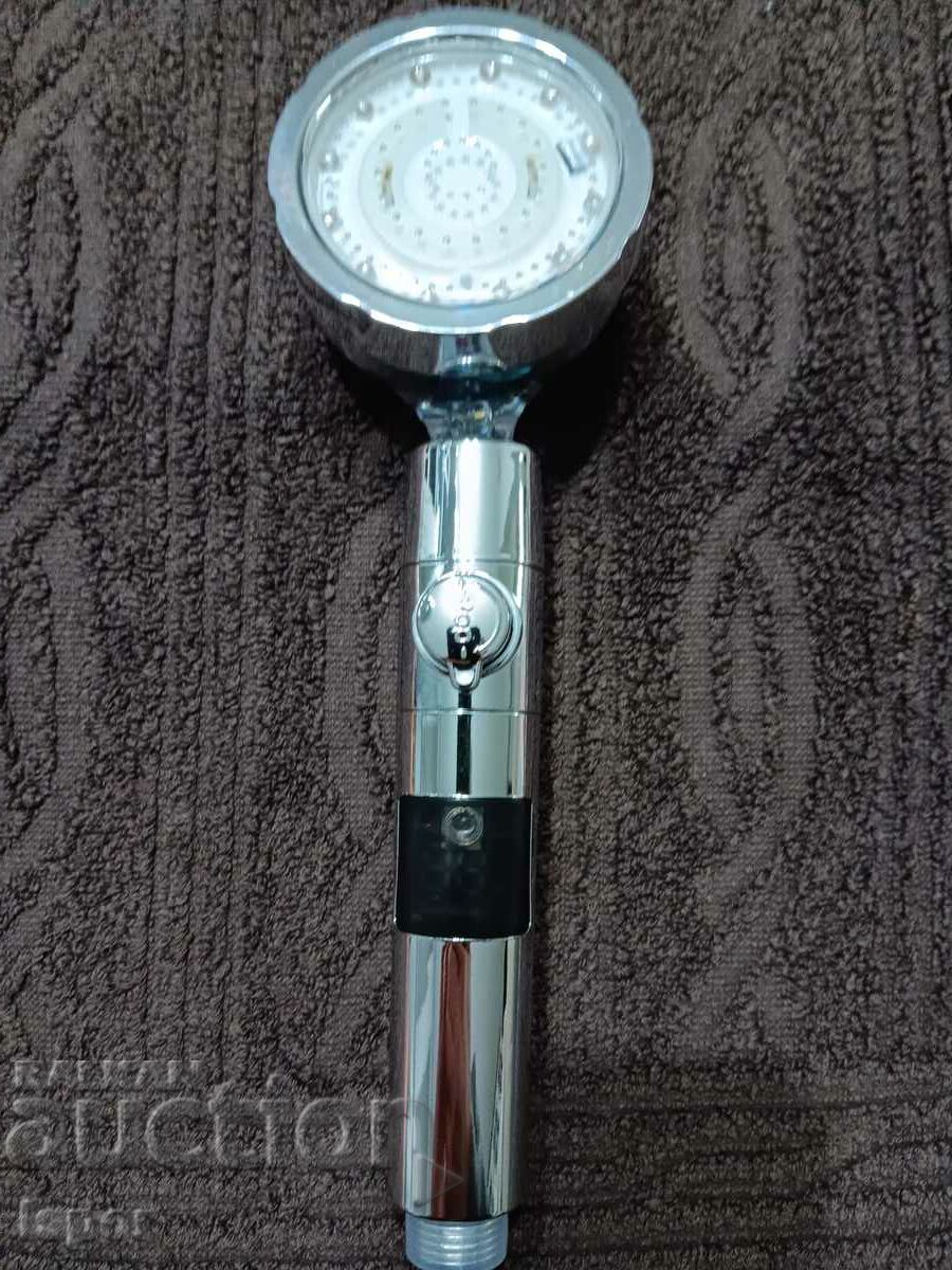 Auction Luminous shower faucet Auction Luminous shower faucet