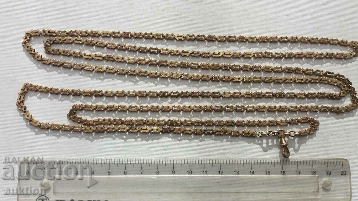 CASTĂ VECHE MARE CEAS DE BUZUUNAR - BRONZ AUSTRIA cu preț 49.99 BGN | € 25.56 CASTĂ VECHE MARE CEAS DE BUZUUNAR - BRONZ AUSTRIA cu preț 49.99 BGN | € 25.56