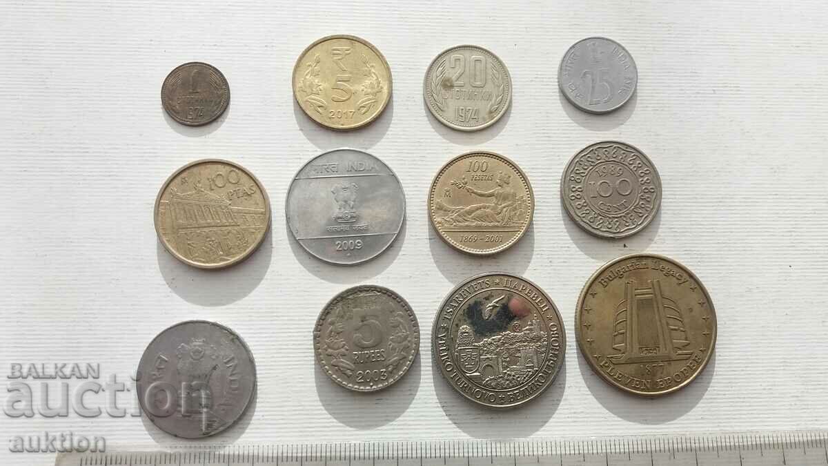 COLLECTION OF 15 COINS OF DIFFERENT COUNTRIES