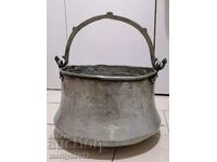 Old copper vessel, tin cauldron, copper, mint