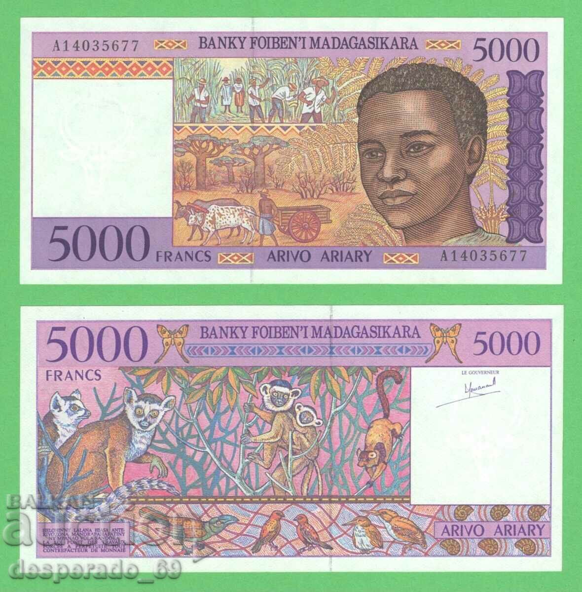 (¯`'•.¸   МАДАГАСКАР  5000 франка 1995  UNC   ¸.•'´¯)