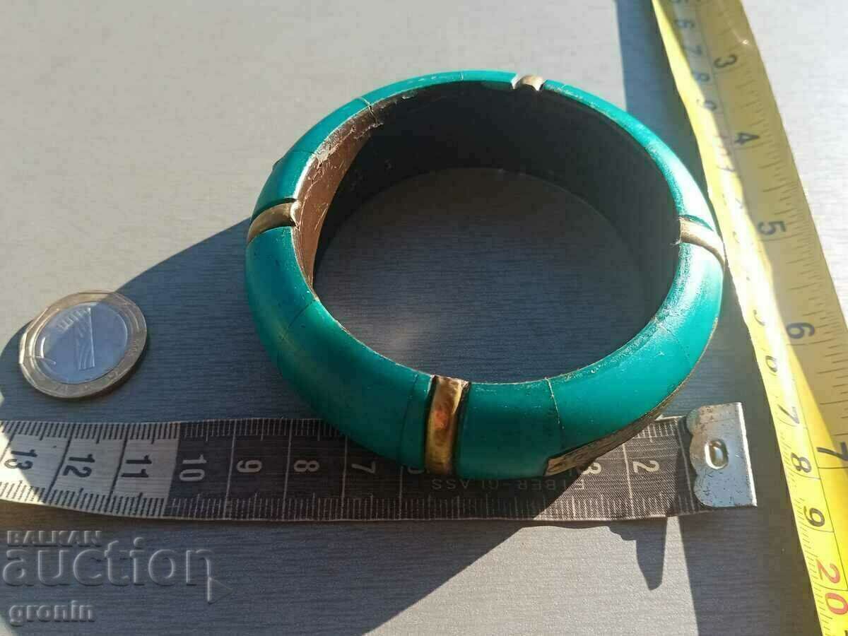 Delivery of Revival jewelry, 19th century, Ottoman bracelet, bronze, stone Delivery of Revival jewelry, 19th century, Ottoman bracelet, bronze, stone