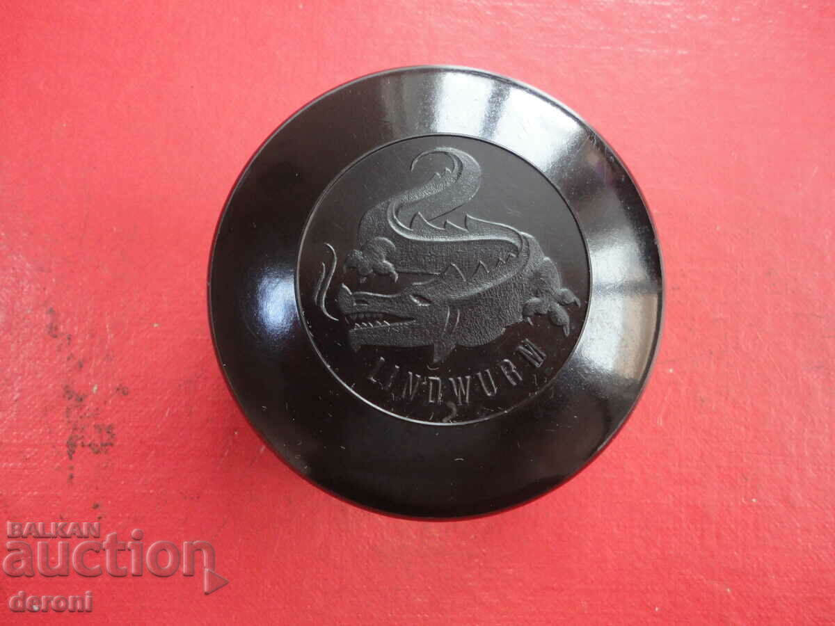 Bakelite box Lindwurm 2 box with price 20.00 BGN | € 10.23 Bakelite box Lindwurm 2 box with price 20.00 BGN | € 10.23