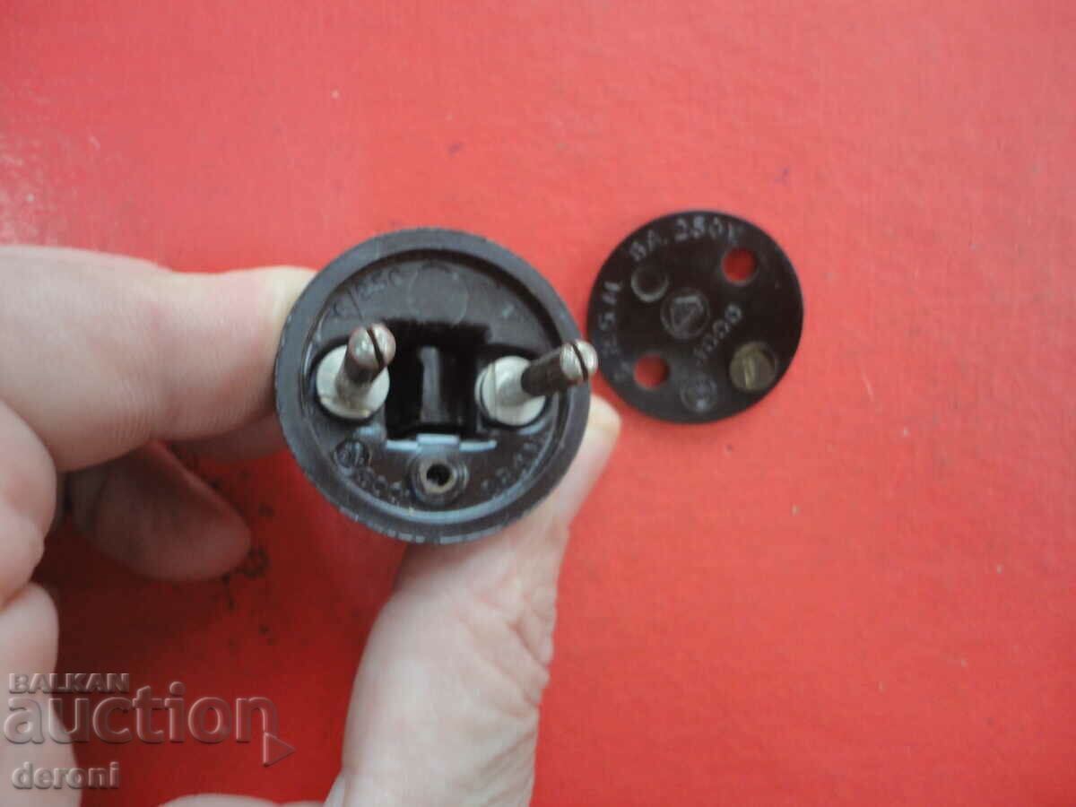 Vintage German DRGM Wehrmacht Bakelite Plug - 6