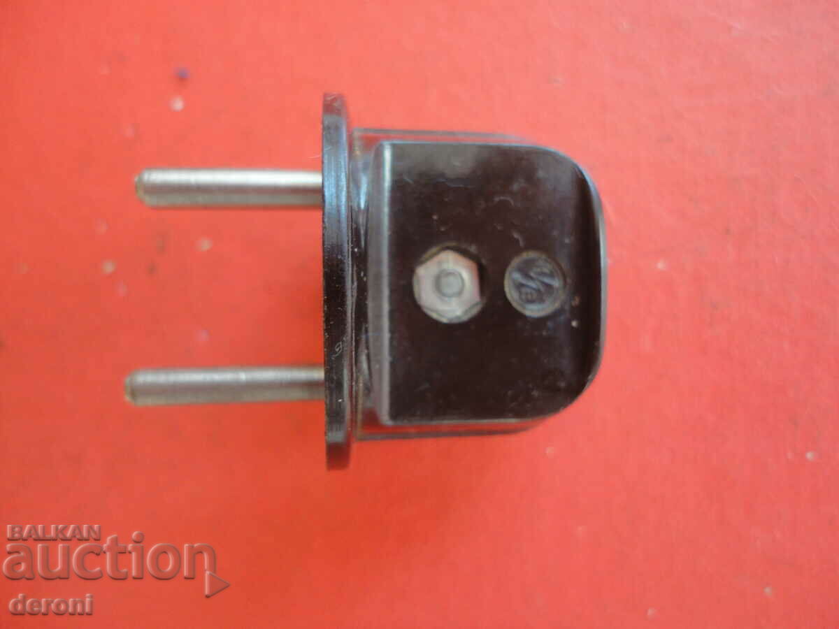 Auction  Vintage German Bakelite Plug 6