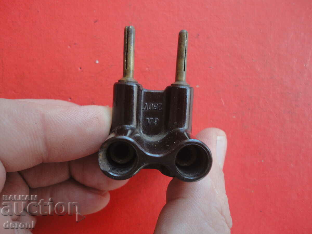 Vintage German bakelite 5 plug power strip - 5 Vintage German bakelite 5 plug power strip - 5