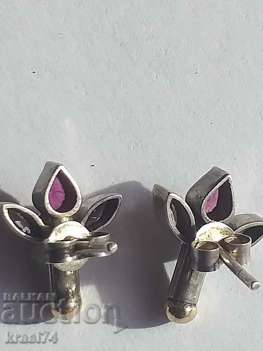 Silver and gold earrings with price 100.00 BGN | € 51.13 Silver and gold earrings with price 100.00 BGN | € 51.13