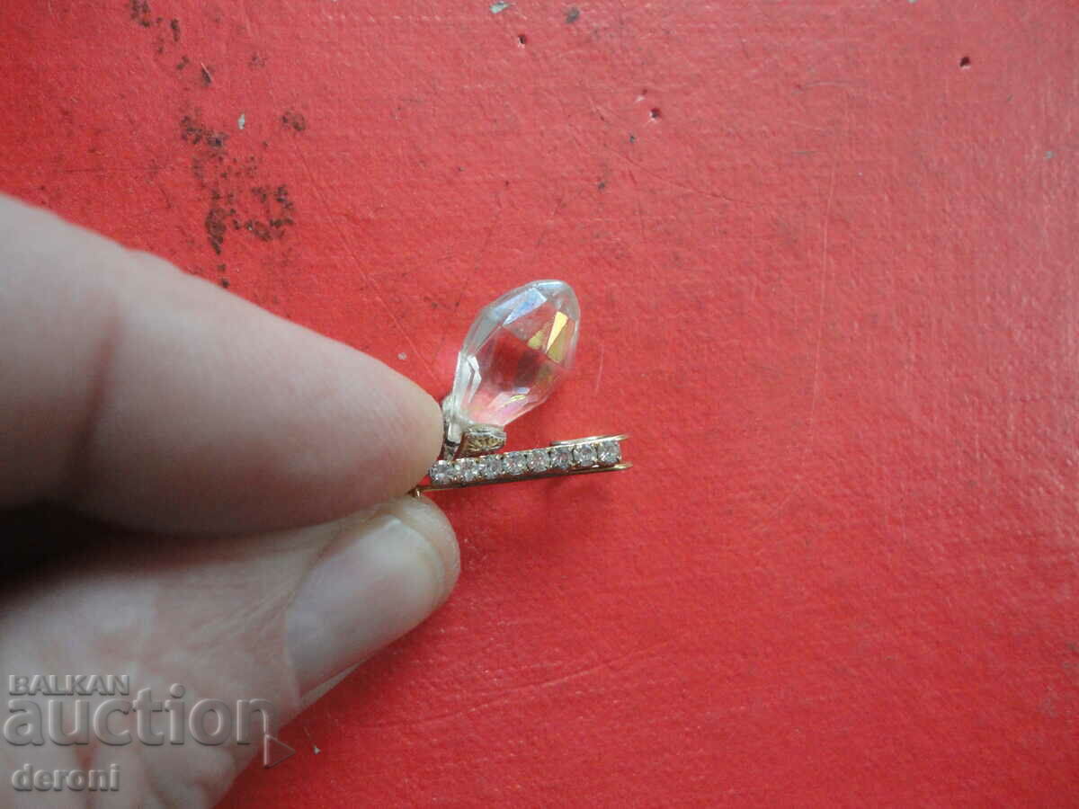 Silver locket with brooch with price 10.00 BGN | € 5.11