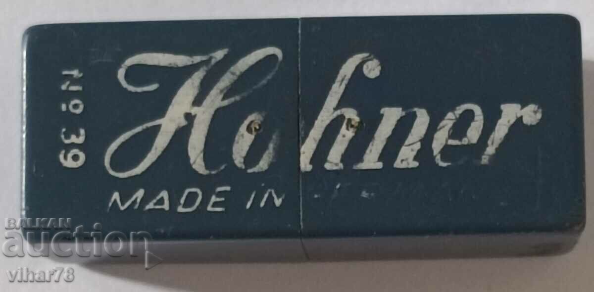 Δημοπρασία Ένα μικρό ακορντεόν