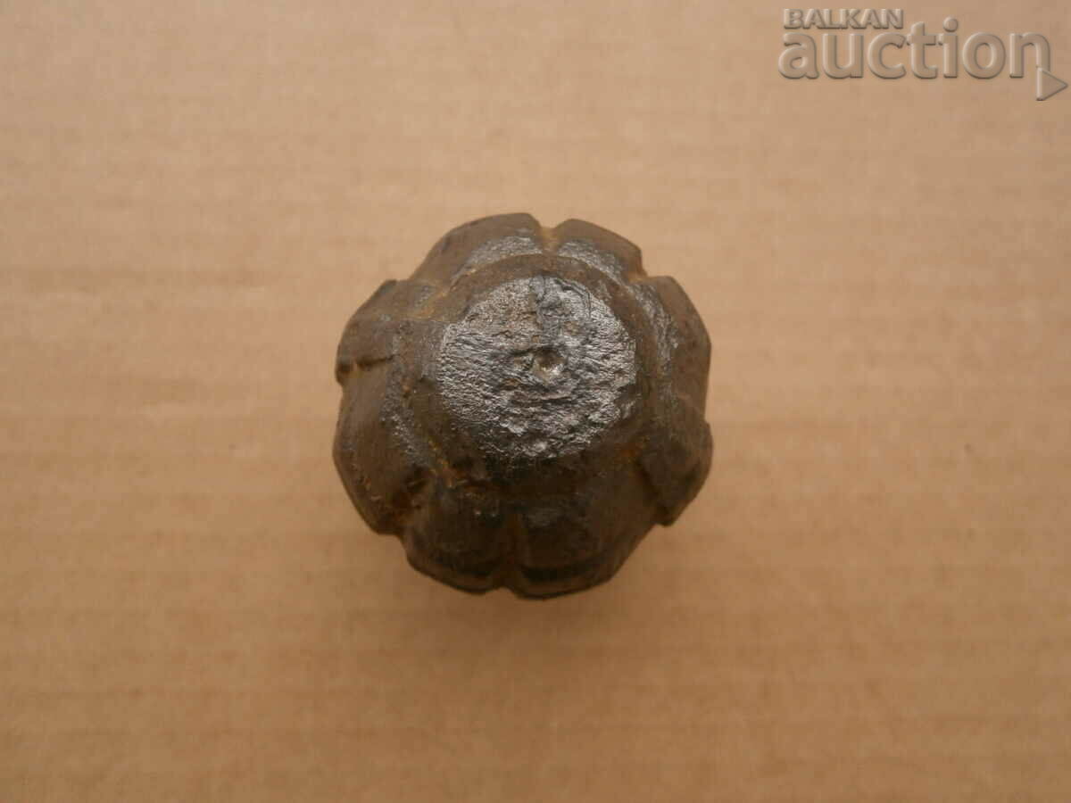 CASE Italian grenade S.I.P.E. WW1 UNSAFE bomb - 6 CASE Italian grenade S.I.P.E. WW1 UNSAFE bomb - 6