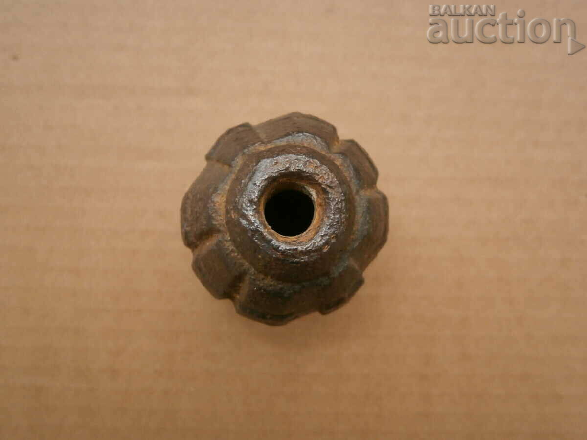 CASE Italian grenade S.I.P.E. WW1 UNSAFE bomb - 7 CASE Italian grenade S.I.P.E. WW1 UNSAFE bomb - 7
