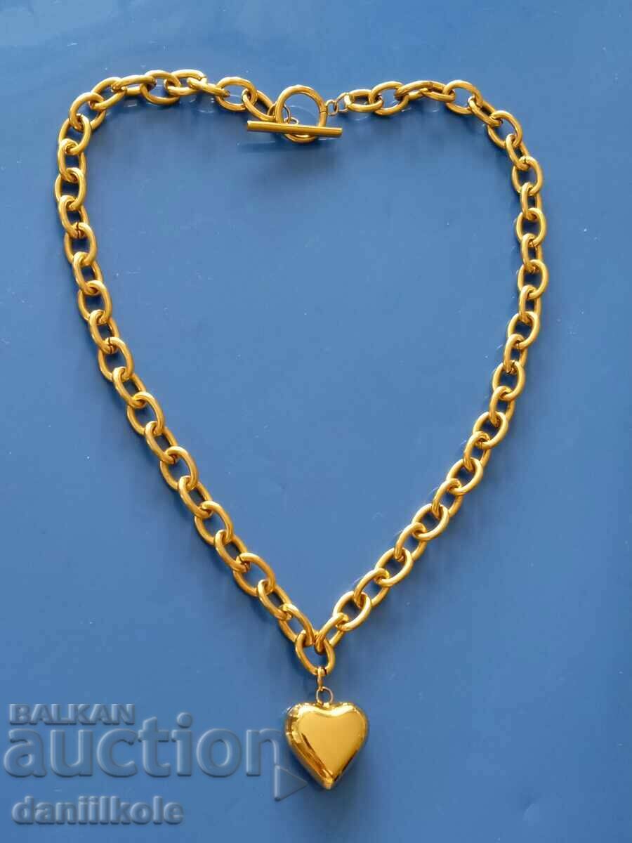 Auction *$*Y*$* VERY STRONG HEART CHAIN GOLD STYLISH AWESOME *$*Y*$* Auction *$*Y*$* VERY STRONG HEART CHAIN GOLD STYLISH AWESOME *$*Y*$*