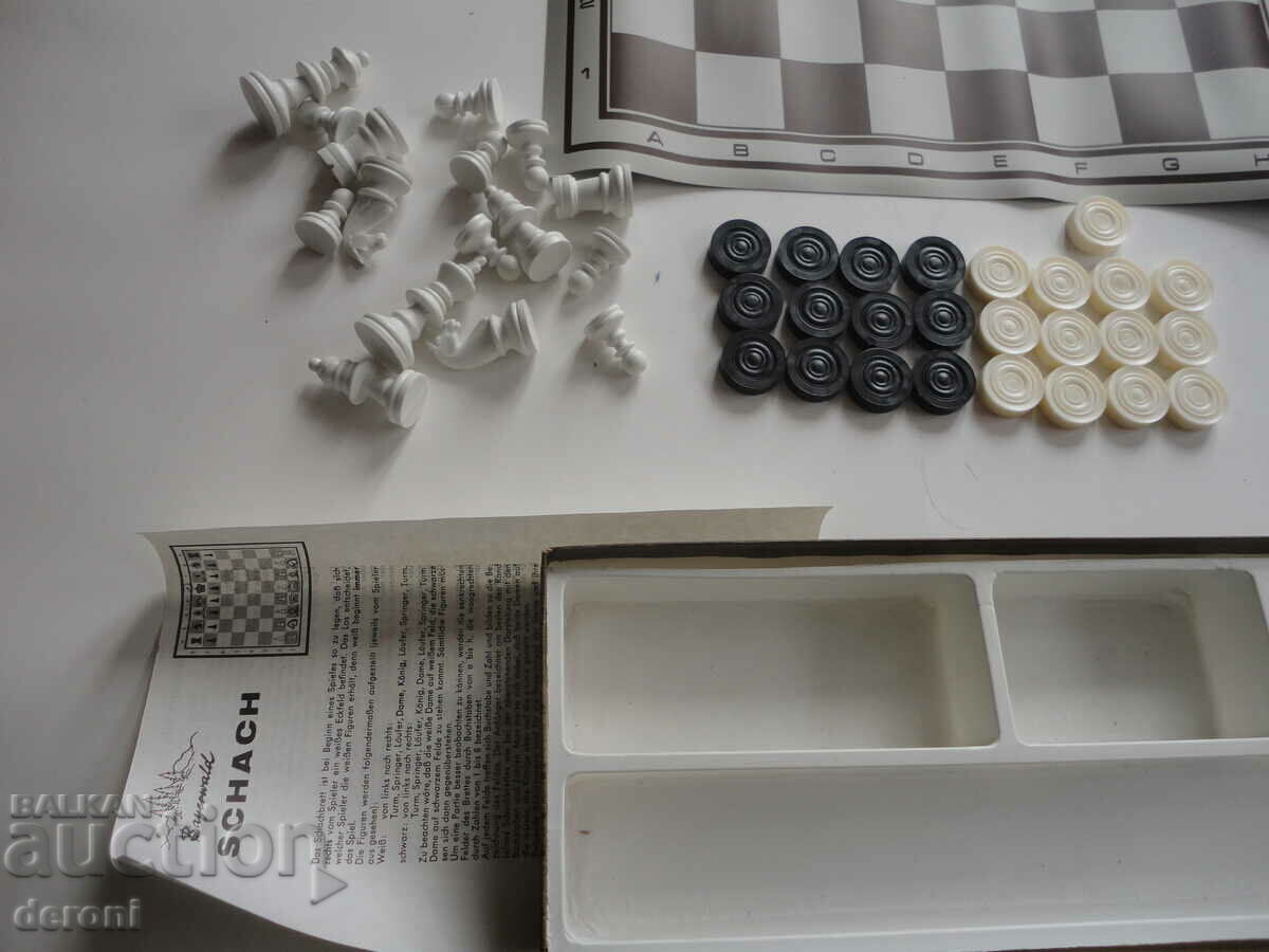Auction German chess and checkers Auction German chess and checkers