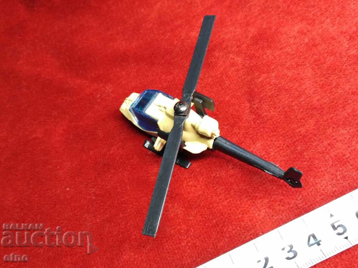 Delivery of Old toy helicopter, toys Delivery of Old toy helicopter, toys