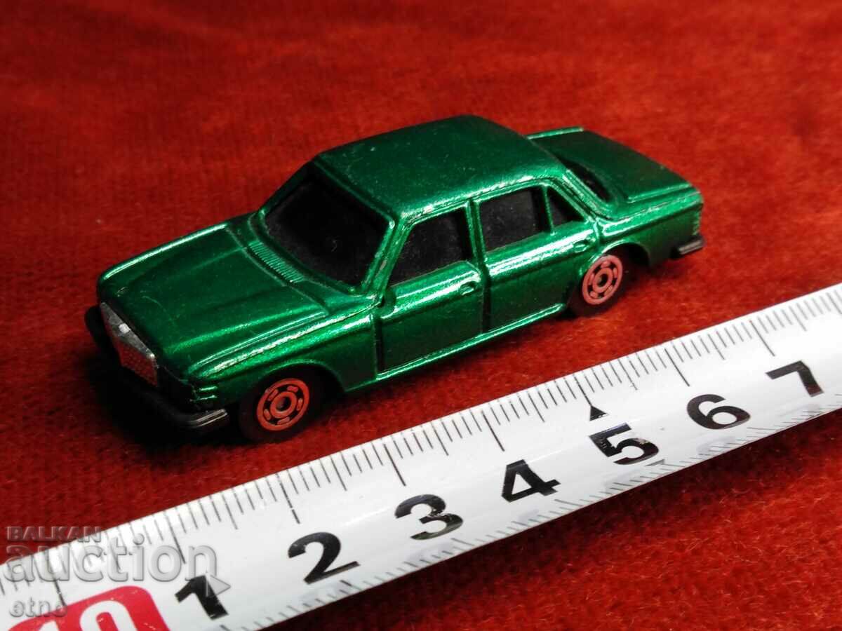 Old TOY-MERCEDES 450 SEL, toys