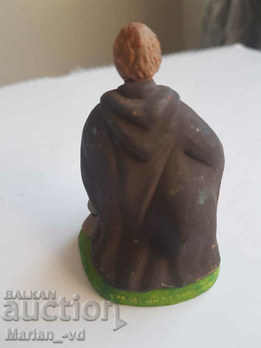 Delivery of Figure of Santon Marcel Carbonel