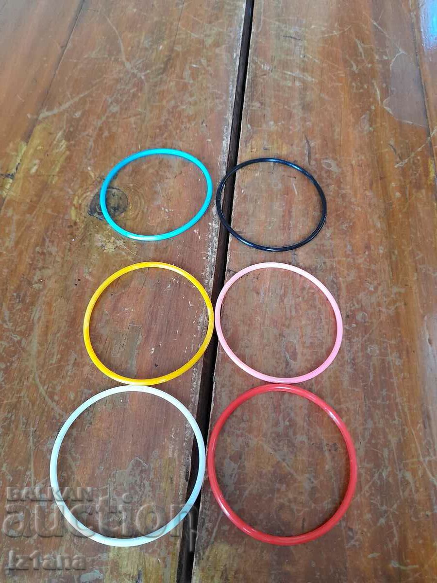 Old children's bracelet, bracelets with price 7.00 BGN | € 3.58 Old children's bracelet, bracelets with price 7.00 BGN | € 3.58