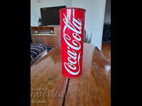 Ένα παλιό κουτάκι Coca Cola, Coca Cola