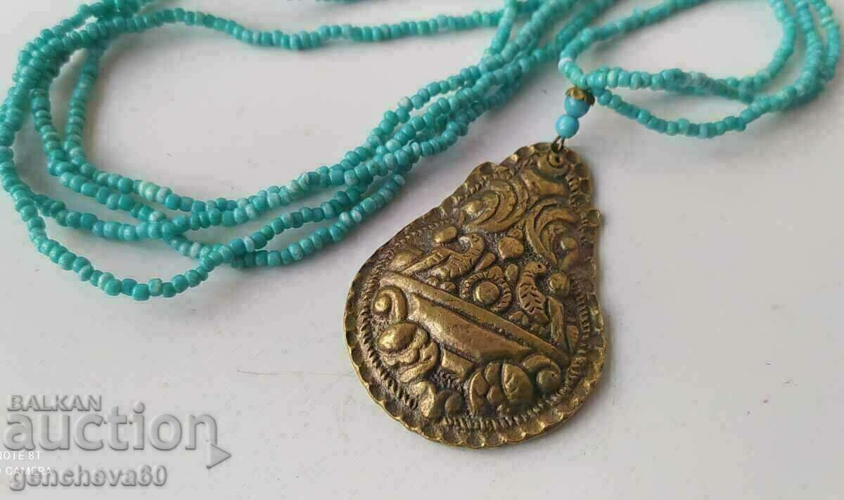 Παράδοση Εθνογραφικά μπρούτζινα κοσμήματα, κολιέ, χάντρες Παράδοση Εθνογραφικά μπρούτζινα κοσμήματα, κολιέ, χάντρες