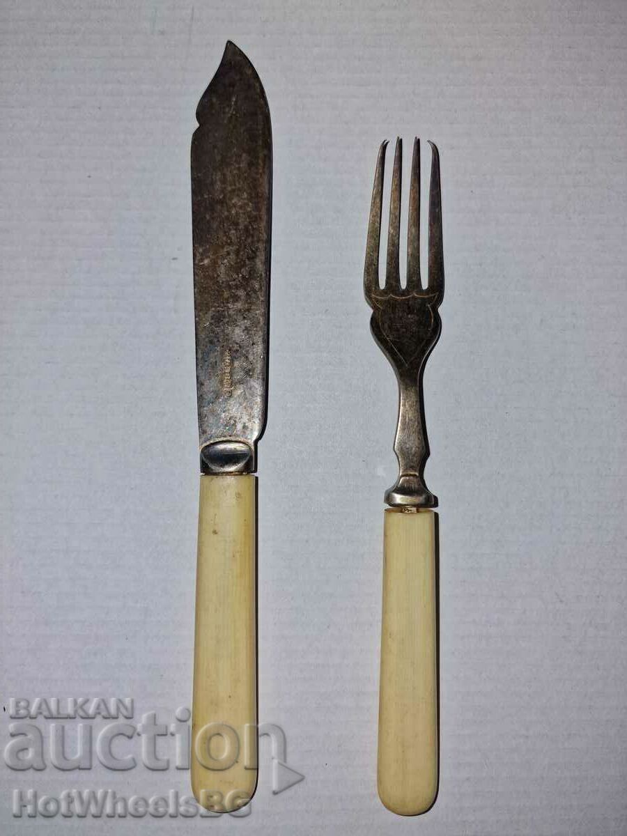 Auction Old silver plated vintage cutlery set Auction Old silver plated vintage cutlery set