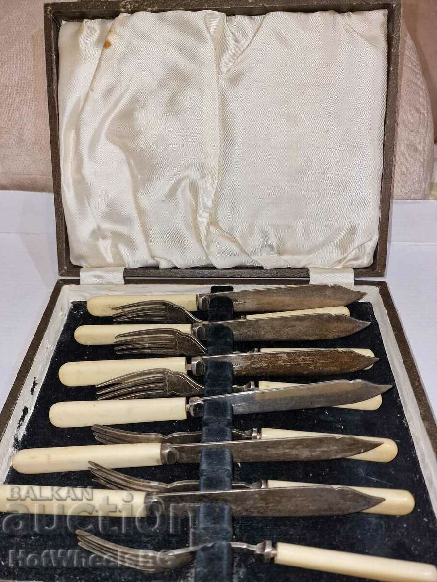 Old silver plated vintage cutlery set Old silver plated vintage cutlery set