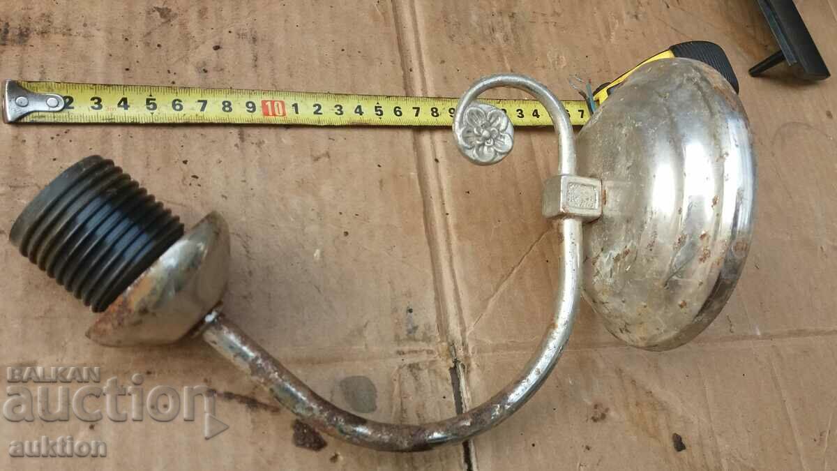 Auction WALL LAMP Auction WALL LAMP