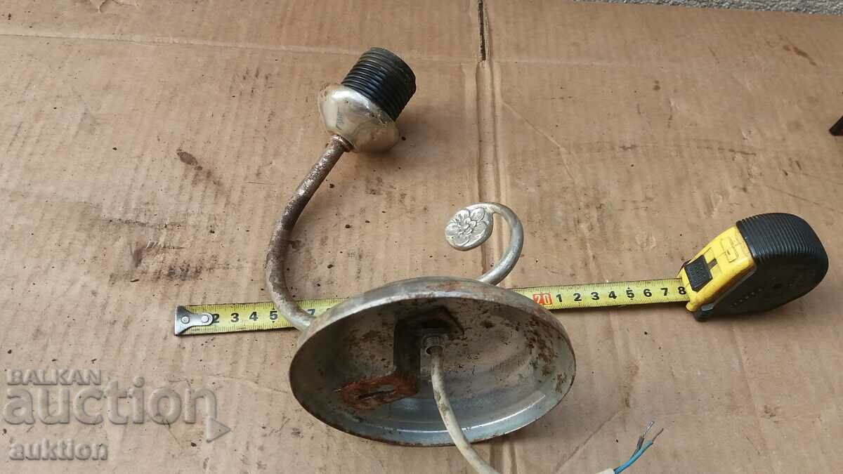 WALL LAMP - 7 WALL LAMP - 7