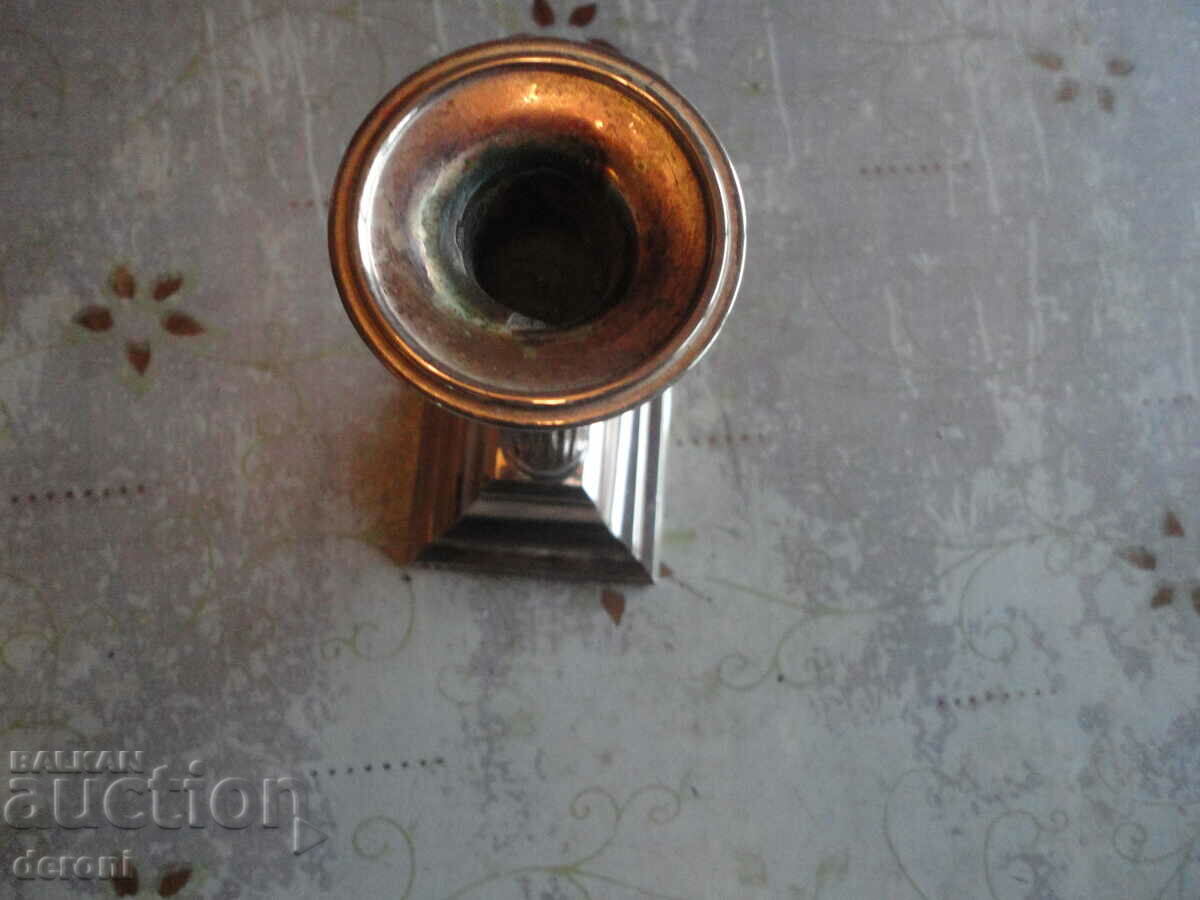 Auction A great silver plated candle holder 2 Auction A great silver plated candle holder 2