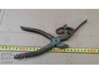 OLD PINCERS FOR MAKING PAFTS