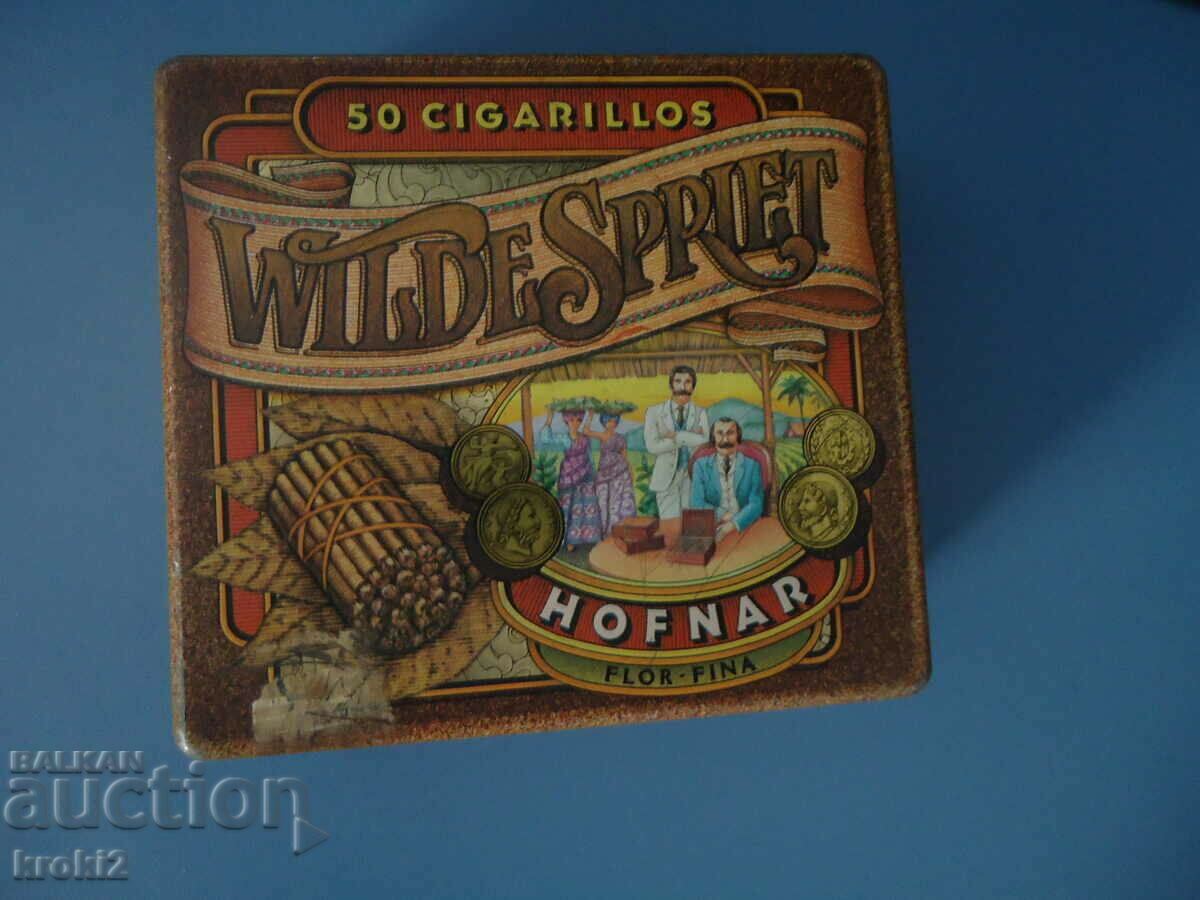 Old collectible tin box for cigars