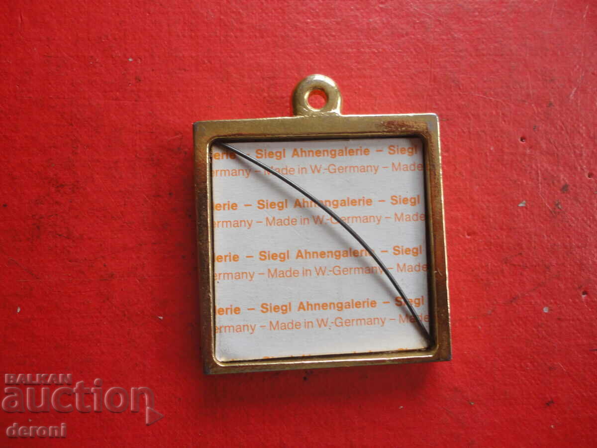 German gilt bronze photo frame pictures picture - 5