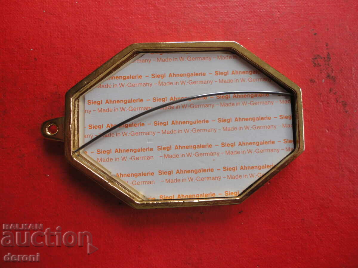 Παράδοση Εικόνες με κορνίζα φωτογραφιών με γερμανικό επίχρυσο μπρούτζο Εικόνα 3 Παράδοση Εικόνες με κορνίζα φωτογραφιών με γερμανικό επίχρυσο μπρούτζο Εικόνα 3