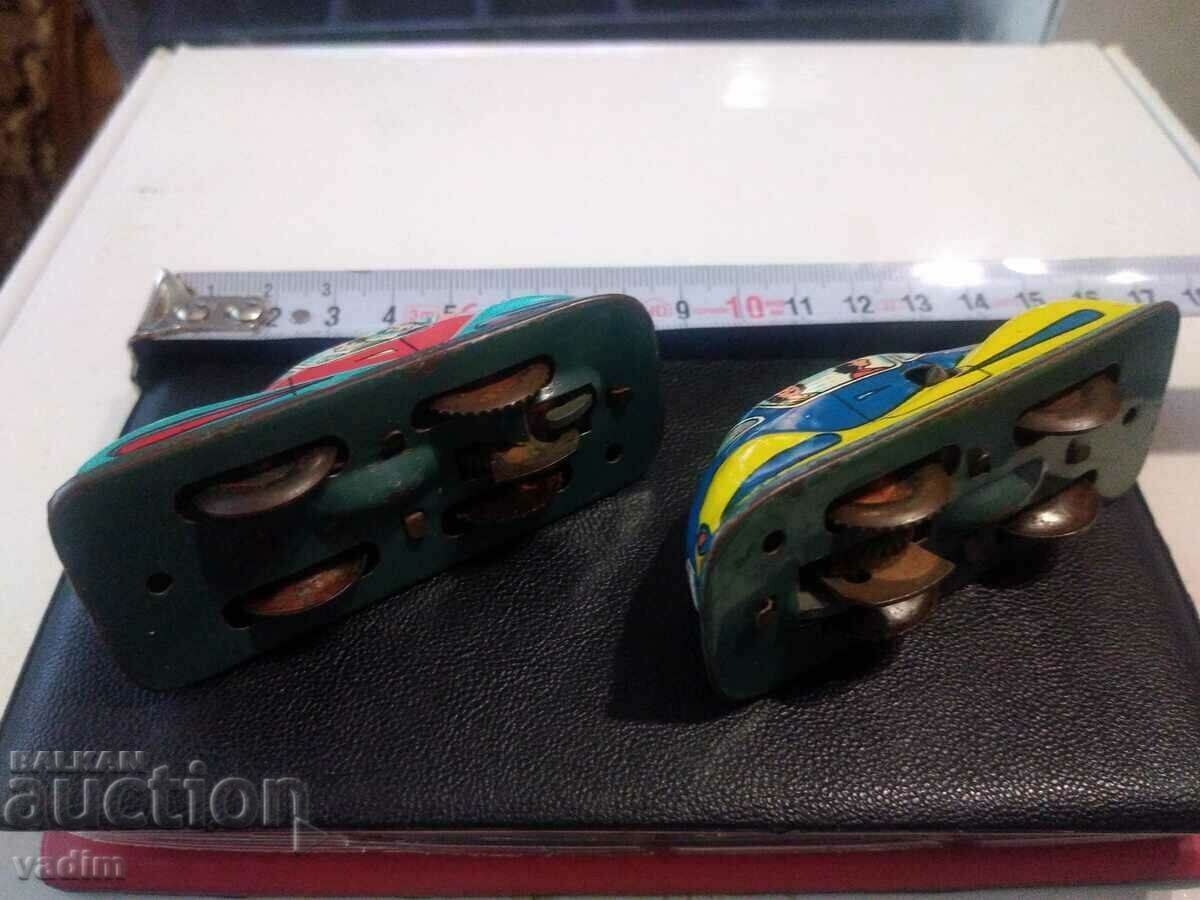 Auction Trolleys metal from the soca 2 pieces Auction Trolleys metal from the soca 2 pieces