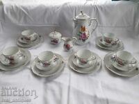 Porcelain service with gilding - Hutschenreuther Germany