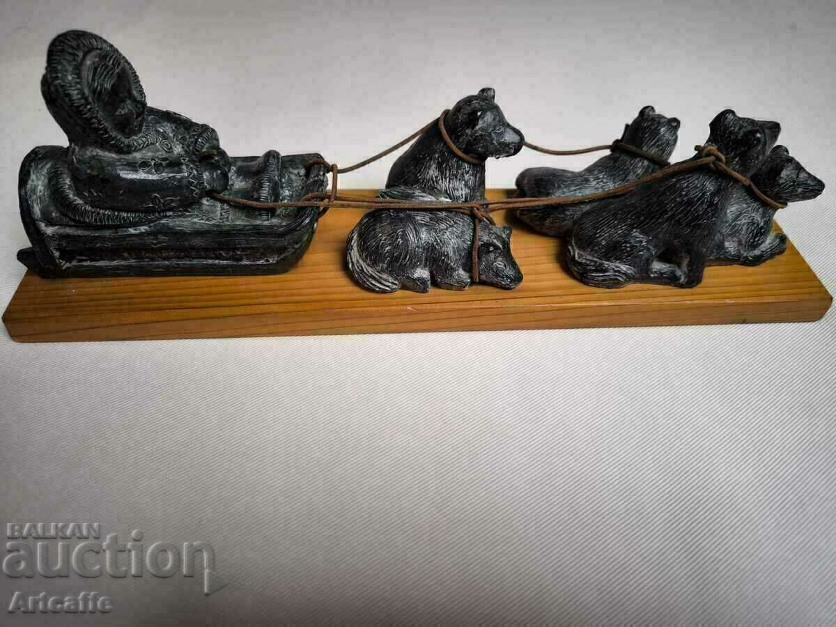 Eskimo dog sled sculpture with price € 70.00 | 136.91 BGN