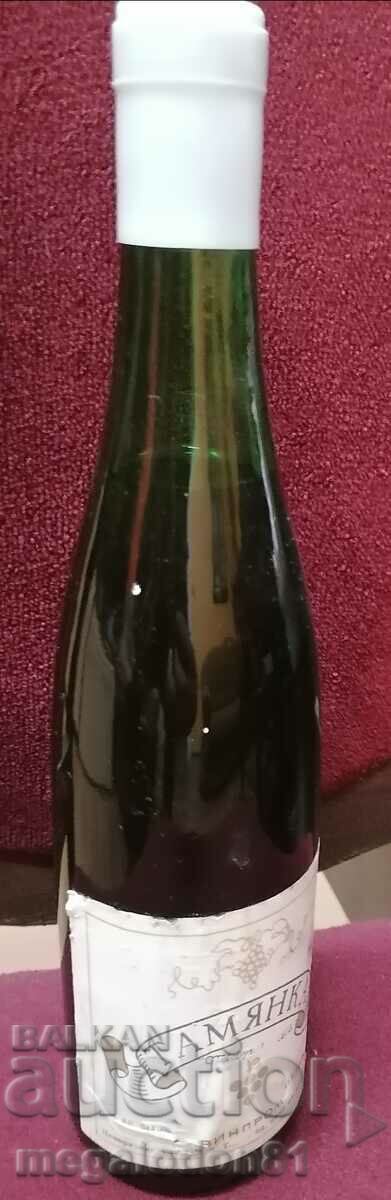 Old bottle of Tamyanka wine