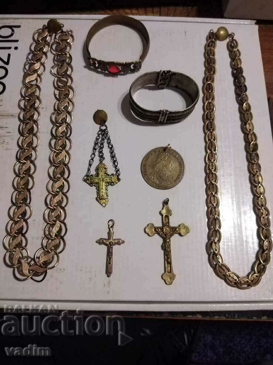 LOT OF ANTIQUE JEWELRY
