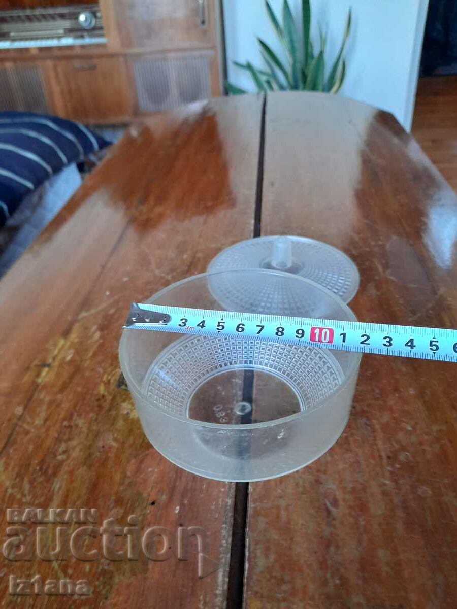 Old plastic sugar bowl - 6 Old plastic sugar bowl - 6